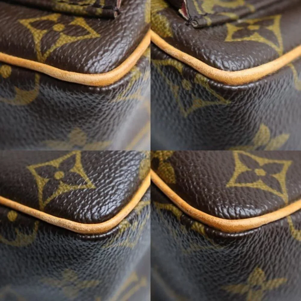 LOUIS VUITTON Brown Shoulder Bag - Picture 10 of 10